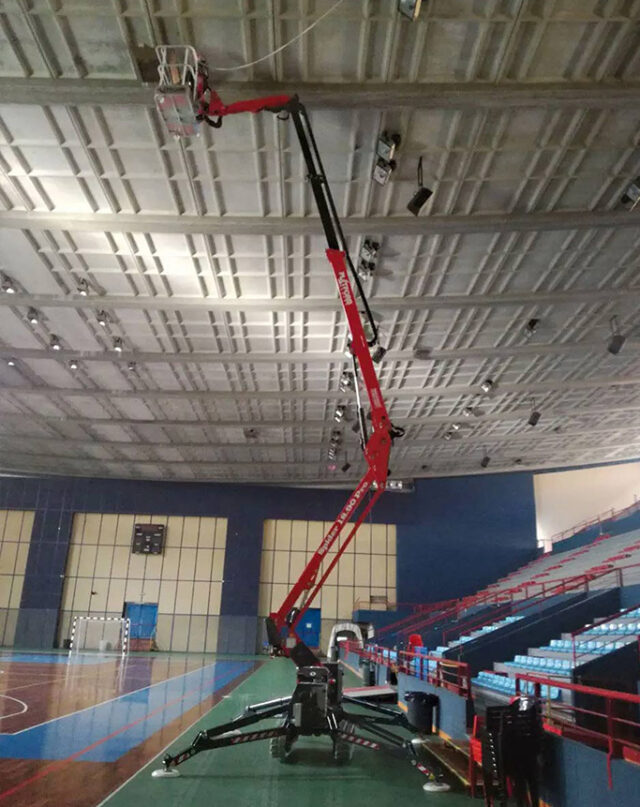 Piattaforma a ragno cingolata Spider 18.90 Platform Basket