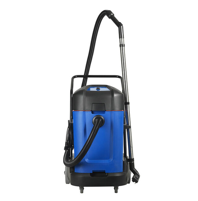 noleggio Aspiraliquidi Nilfisk Maxxi II (55lt) da ciaponi a san miniato