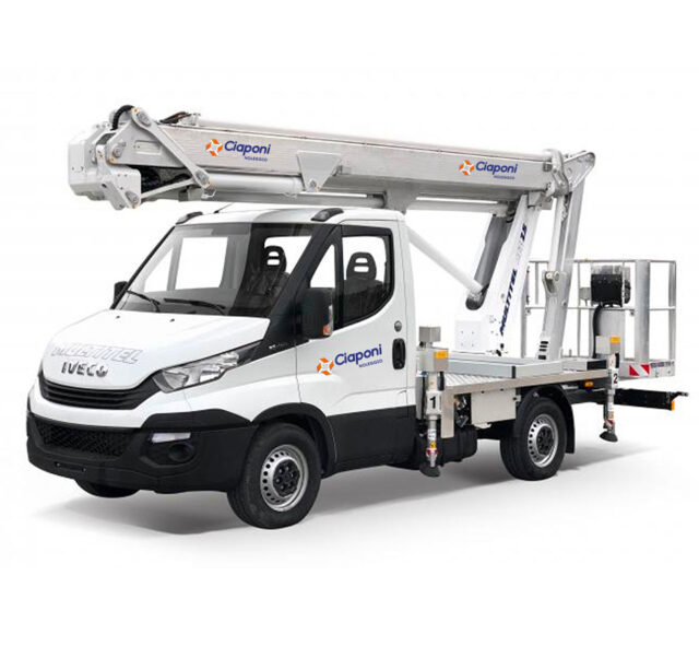 Noleggio piattaforme autocarrate ciaponi Multitel MZ 250